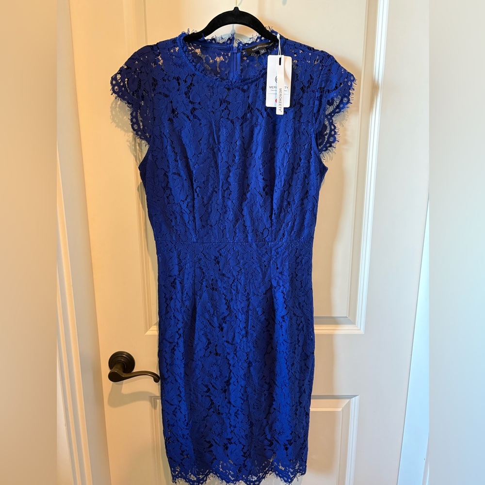 Chic Royal Blue Lace Midi Dress